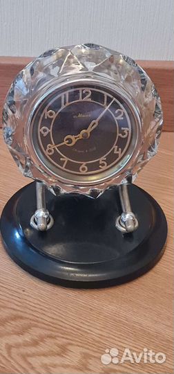 Настольные часы Маяк