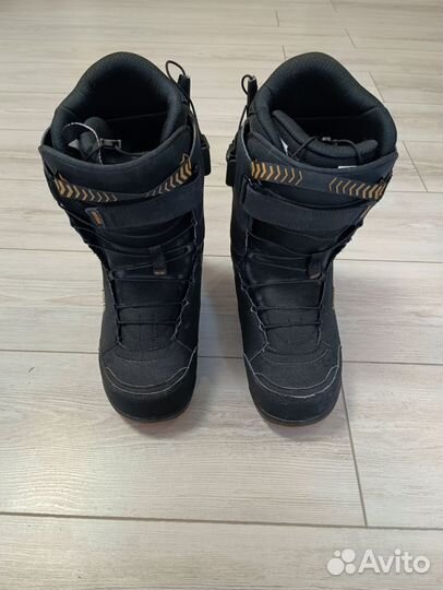 Сноубордические ботинки deeluxe id