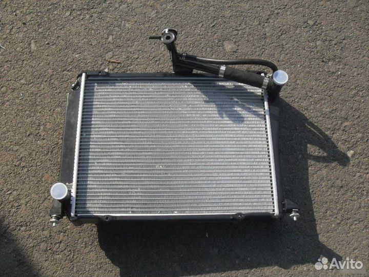 Радиатор Toyota Hiace