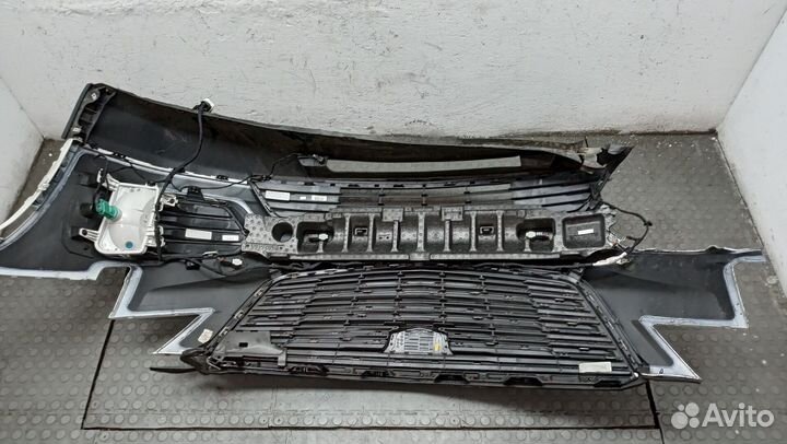 Бампер Cadillac XT5, 2019