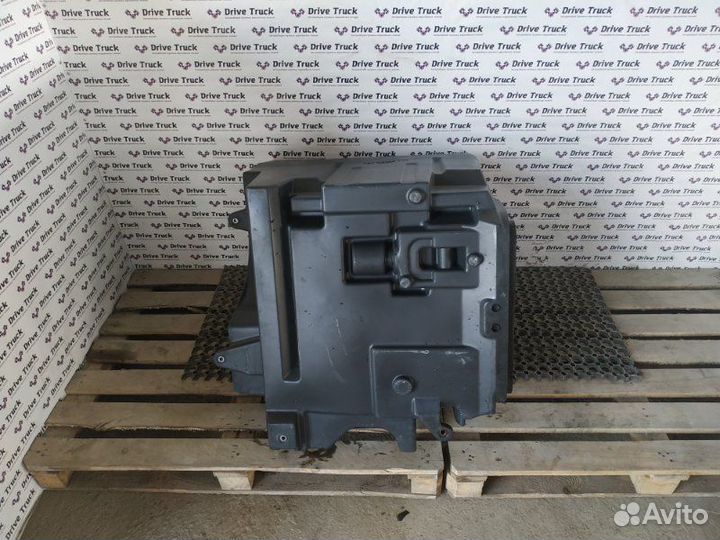 Инструментальный ящик правый Man Tga 18.430 D2066