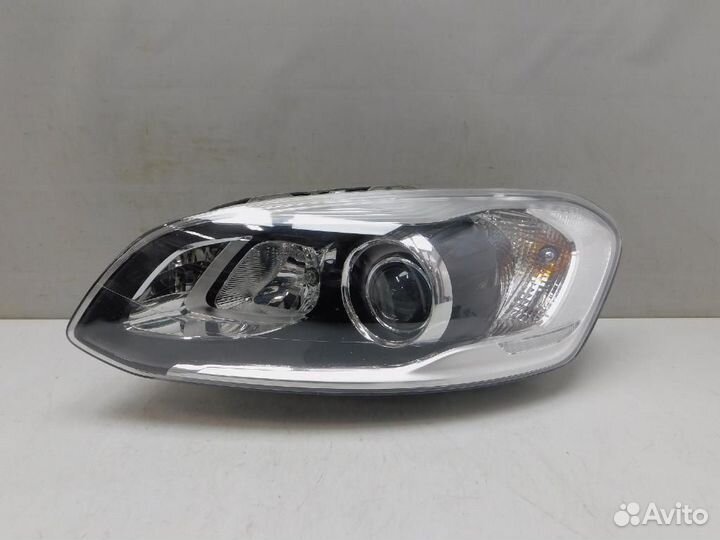 Фара левая Volvo XC60