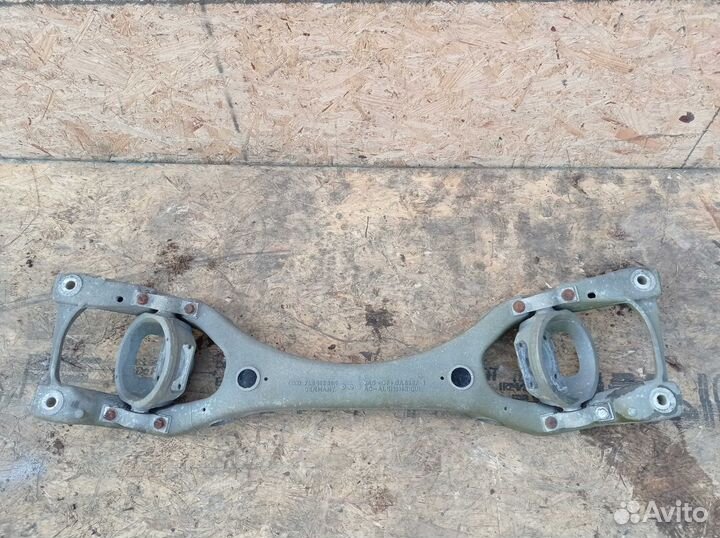 Балка задняя Audi Q7 4L 7L8512969