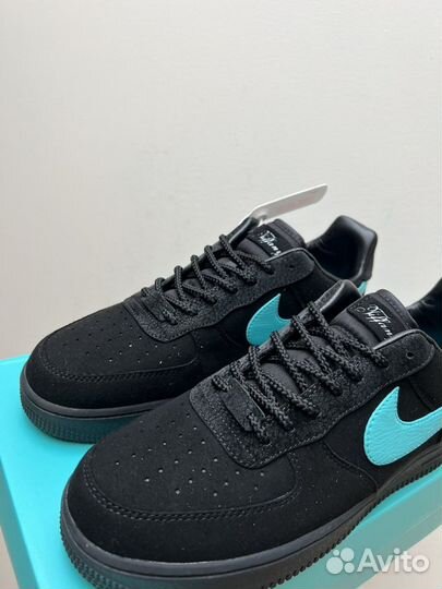 Кроссовки Nike Air Force 1 x Tiffany