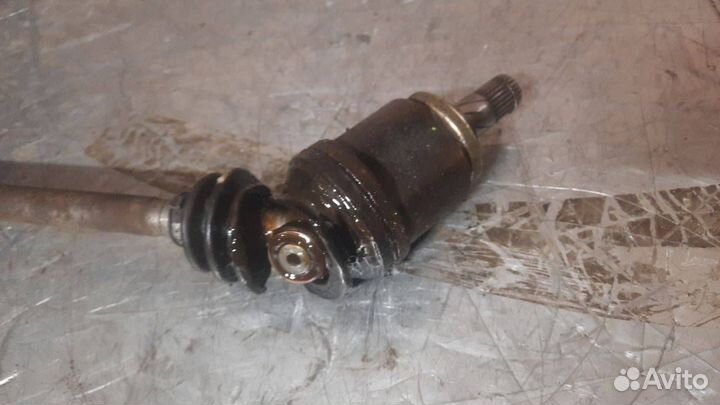 Полуось правая Nissan Almera N16 2000