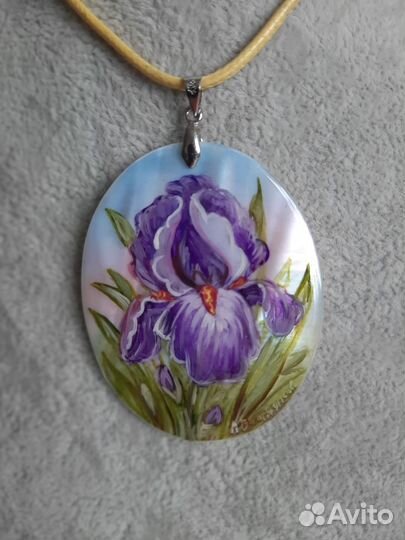 Кулон и серьги 