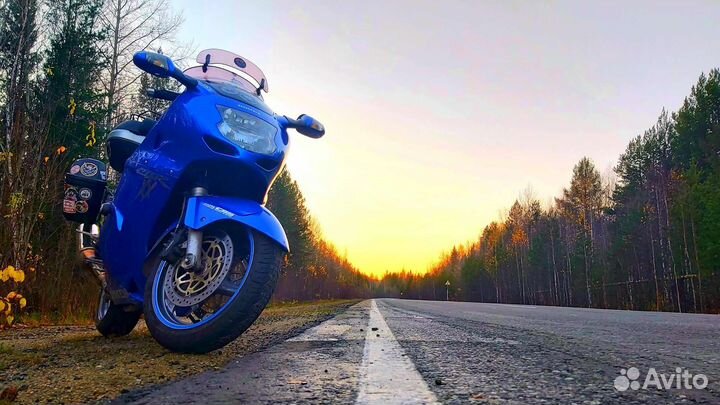 Продам honda 1100XX