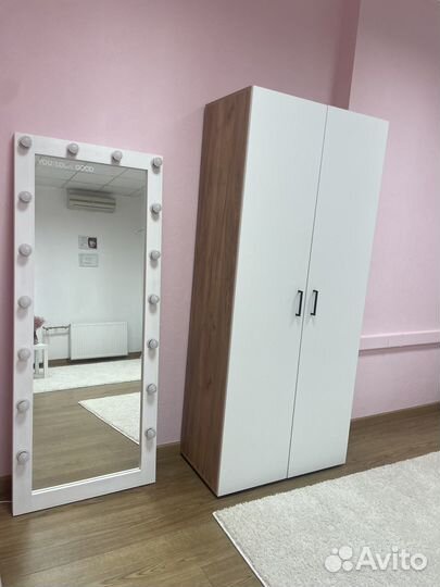 Сдам место лашмэйкера