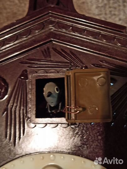 Часы с кукушкой настенные