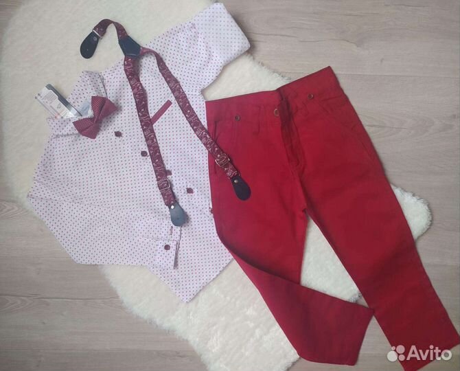 Костюм праздничный