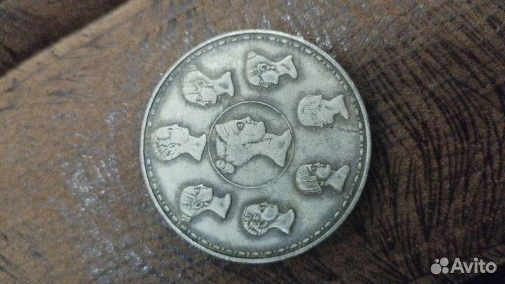 Продам монеты