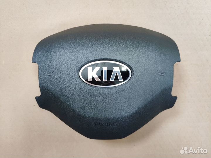 Накладка, заглушка руля Kia Ceed (2010-2012)