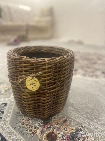 Кашпо из ротанга