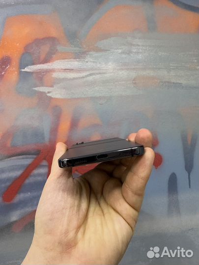 Samsung Galaxy Z Flip4, 8/256 ГБ