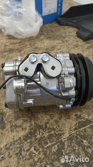 Компрессор кондиционера ZX48U №kcs1582gw, SD7B1071