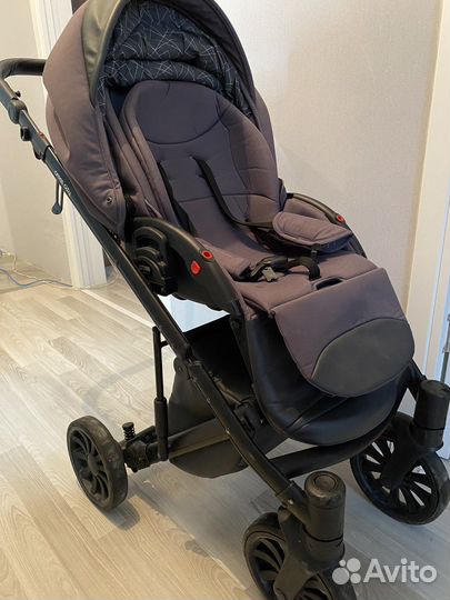 Прогулочная коляска anex cross city