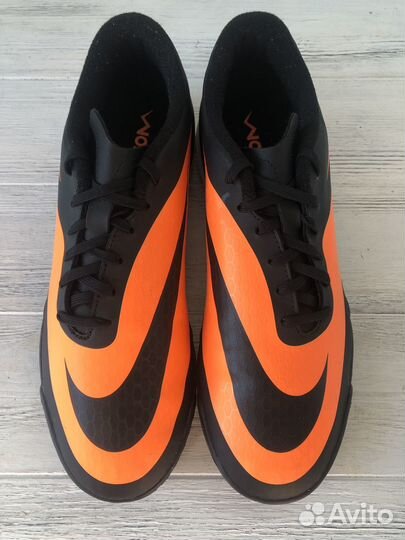 Новые бутсы Nike HyperVenom Phade TF US 9