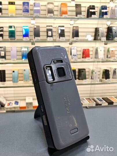 Nokia N82