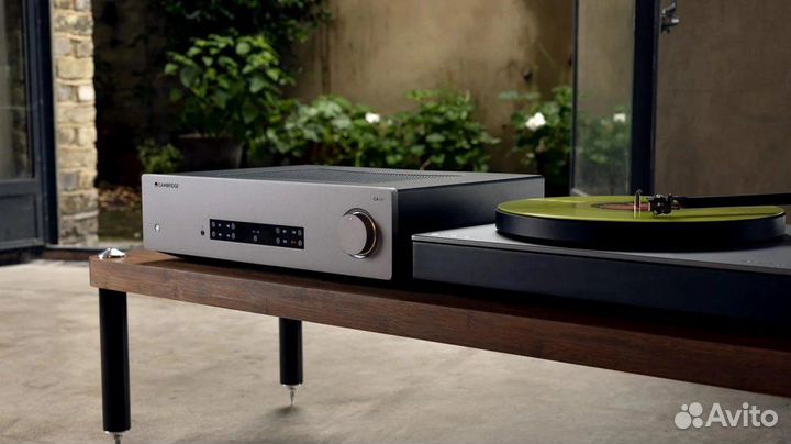 Cambridge Audio CXA81