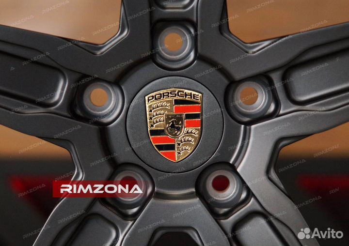 Кованые диски R21 на Porsche Panamera