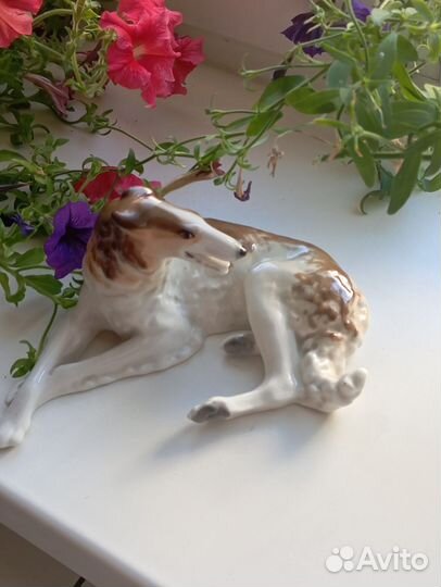 Статуэтка фарфор Борзая лфз