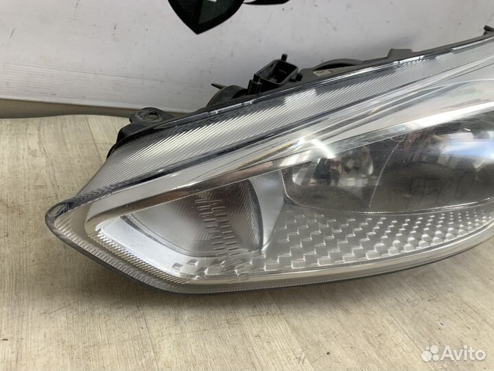 Ford Focus 3 фара левая рестайлинг