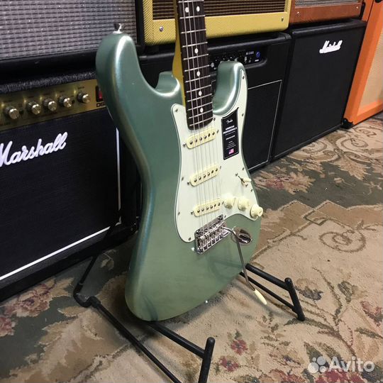 Электрогитара Fender American Professional II Stra