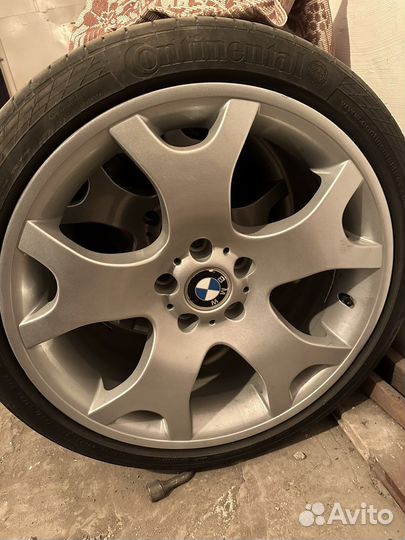 Продам разноширокие колеса r19 орига