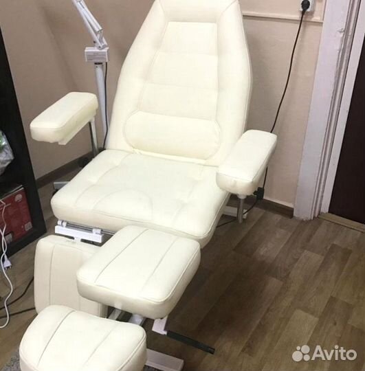Педикюрное кресло