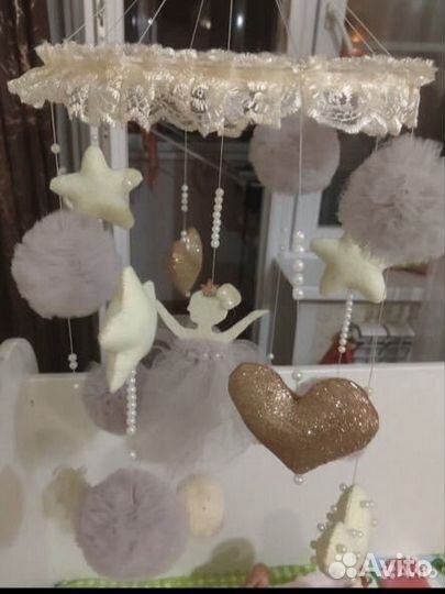 Бортики в кроватку с балдахином