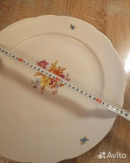 Блюдо фарфоровое Дулево