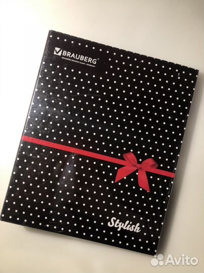 Тетрадь на кольцах новая