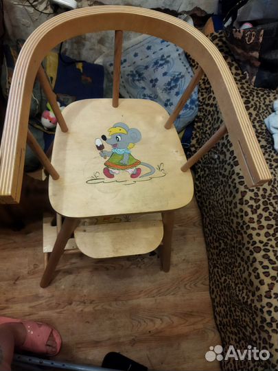 Стульчик для кормления