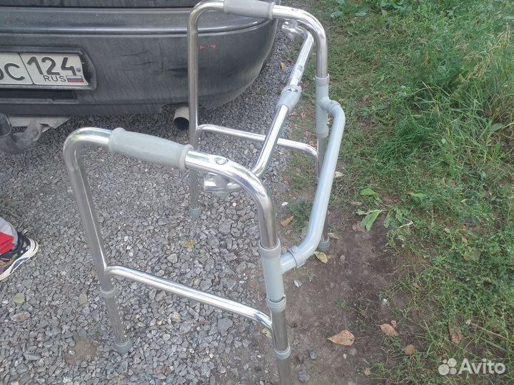 Ходунки для взрослых