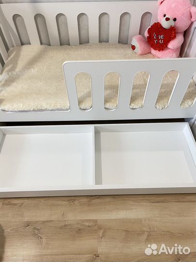 Кровать домик состояние новой 160:80