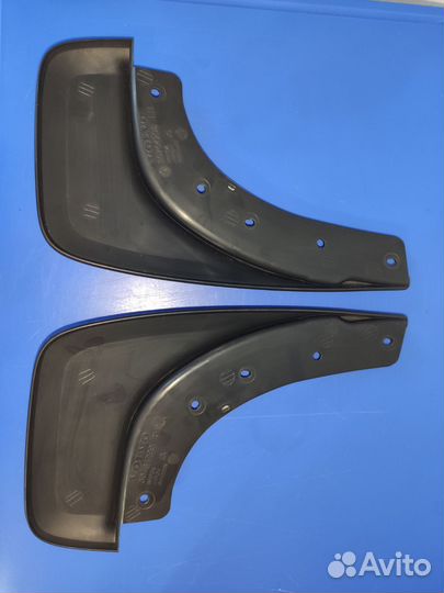 Брызговики задние Volvo S 40 2004- комплект