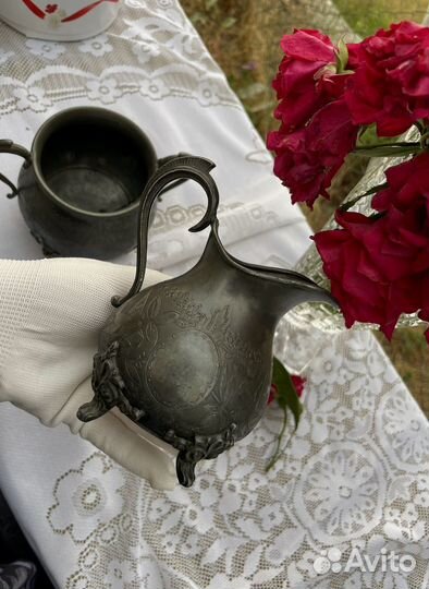 Оловянный набор сахарницы с молочницей