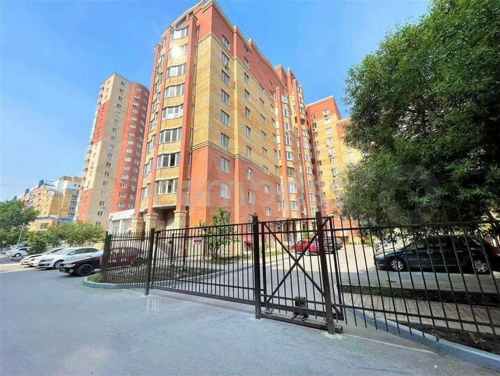 3-к. квартира, 92,8 м², 7/12 эт.