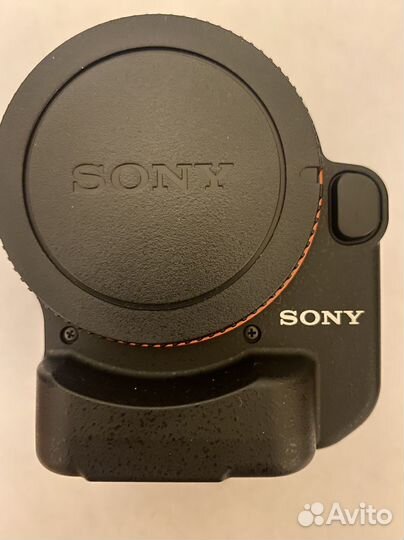 Адаптер Sony с байонетом E LA-EA2
