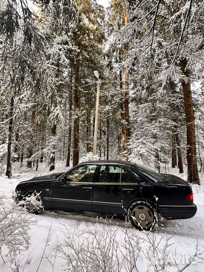 Mercedes-Benz E-класс 2.4 AT, 1998, 190 000 км