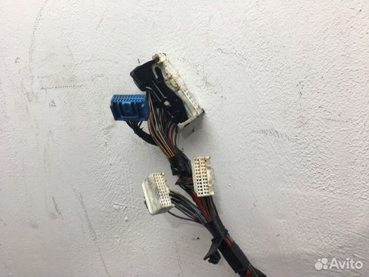 Жгут проводов двигателя Toyota Tundra 4.6 2012