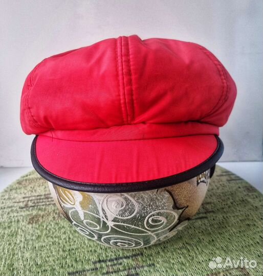 Кепка женская с ушками утеплённая красная 57/58 р