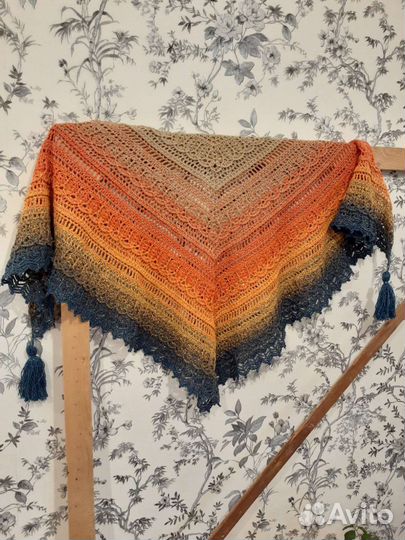 Бактус вязаный ручная работа