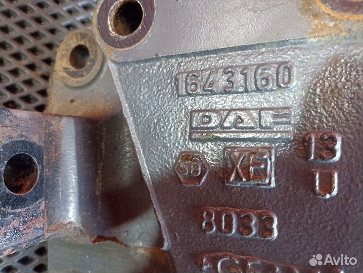 Кронштейн передней рессоры левый Daf XF105