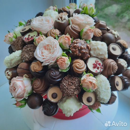 Съедобные подарки / букет из конфет