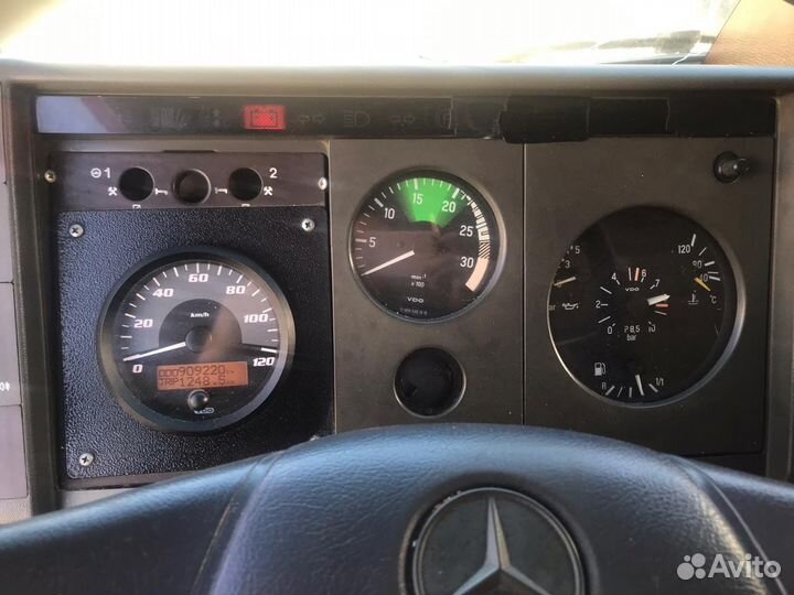 Mercedes-Benz 814, 1993