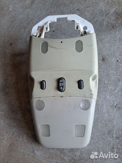 Плафон потолка Cadillac bls