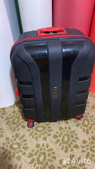 Чемодан на колесах