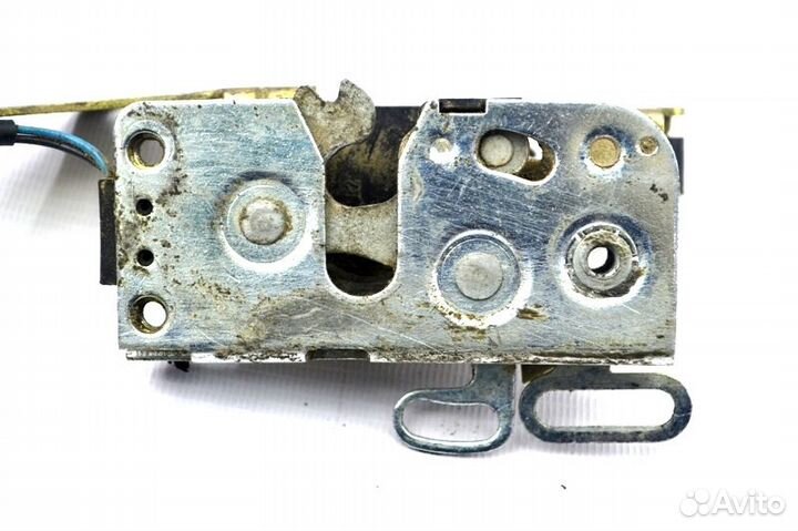 Замок двери, правый scania R-series (01.04)