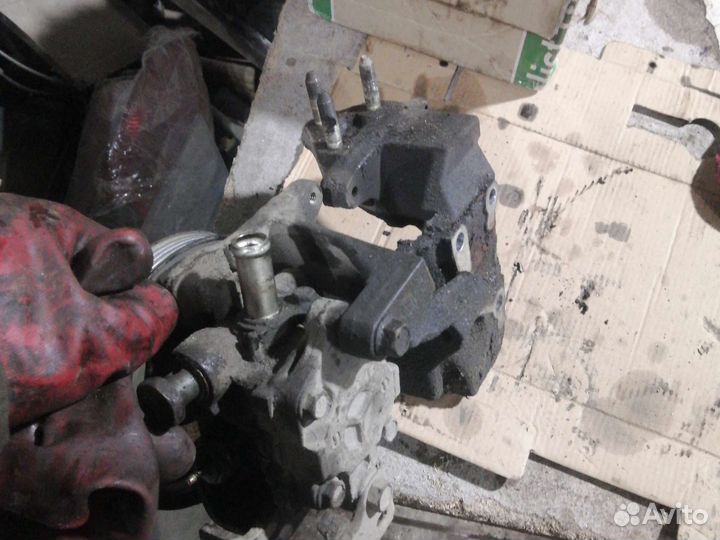 Крепление Гура mitsubishi лансер 9